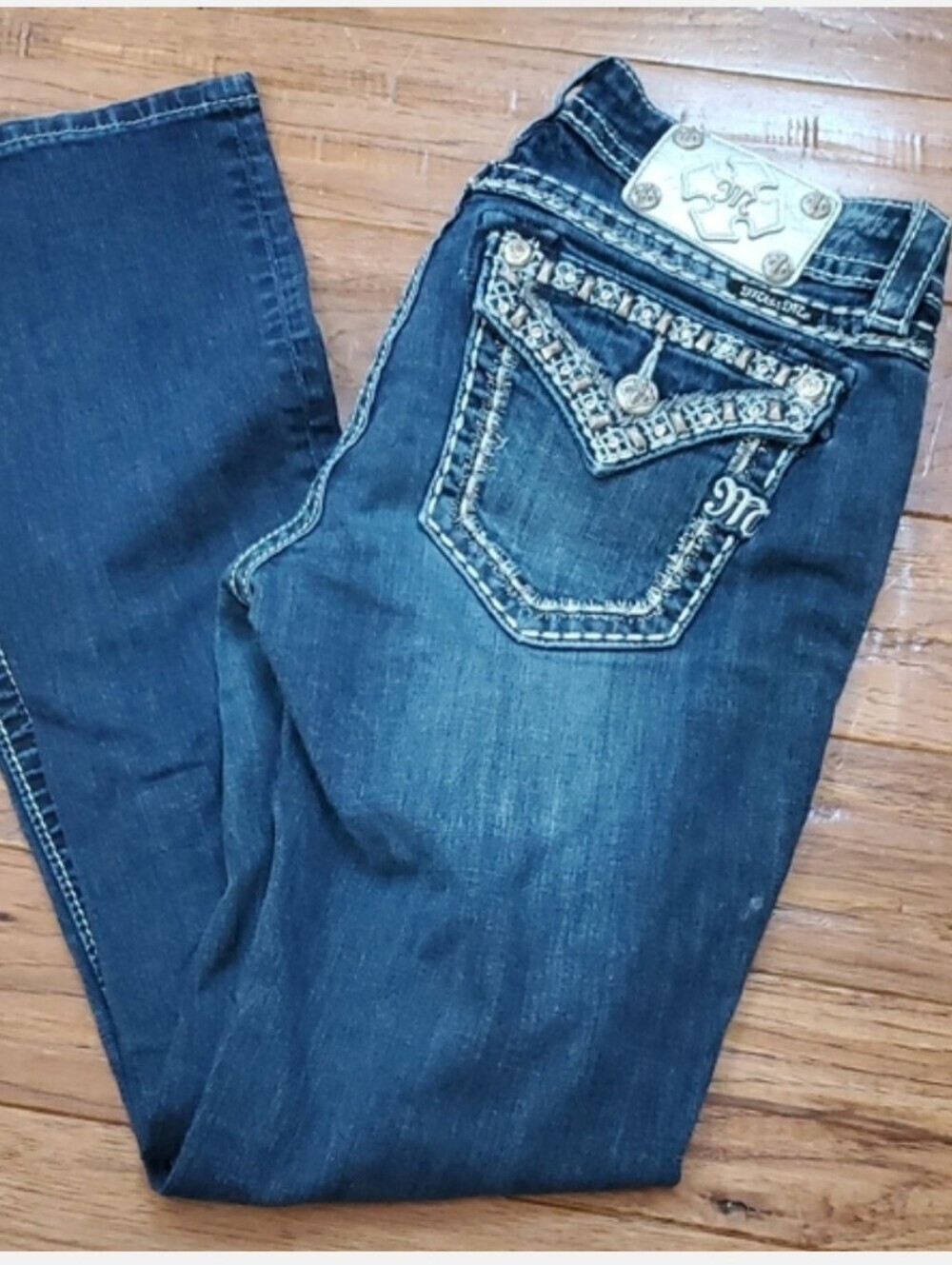 Embellished Dark Blue Women's Jeans - Decorative Pocket Detail